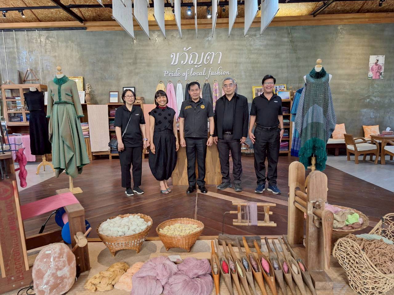 title - ผู้ตรวจราชการ ส.ป.ก. ประชุมตรวจราชการและติดตามความก้าวหน้าผลการดำเนินงานตามแผนการตรวจราชการของผู้ตรวจราชการสำนักงานการปฏิรูปที่ดินเพื่อเกษตรกรรม ประจำปีงบประมาณ พ.ศ. 2569 รอบที่ 1 เขตตรวจราชการที่ 10 จังหวัดหนองบัวลำภู 